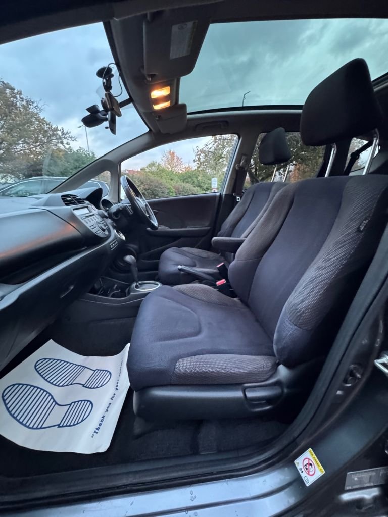 Used Honda Jazz 2012 for sale - 76439234: Photo 15