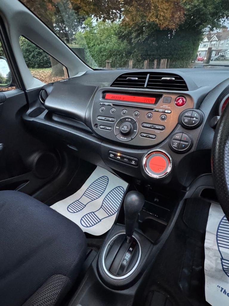 Used Honda Jazz 2012 for sale - 76439234: Photo 28