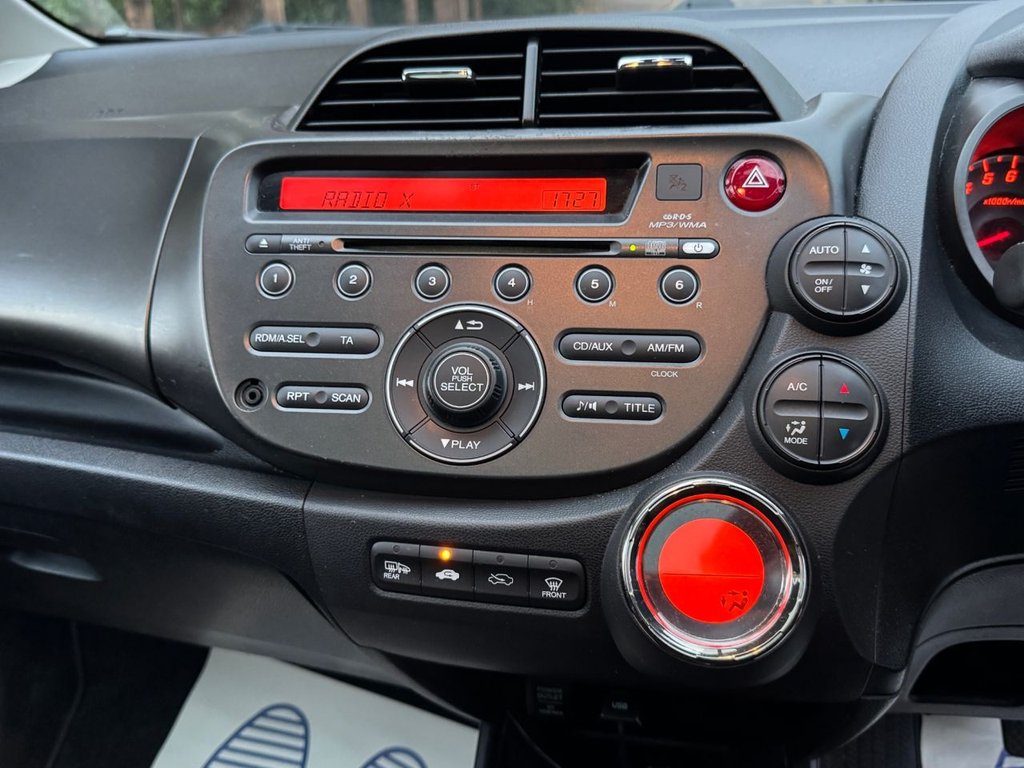 Used Honda Jazz 2012 for sale - 76439234: Photo 29