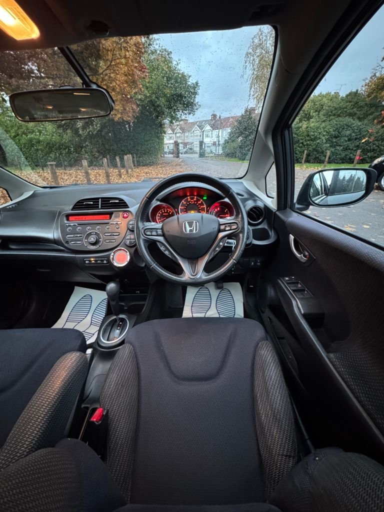 Used Honda Jazz 2012 for sale - 76439234: Photo 31