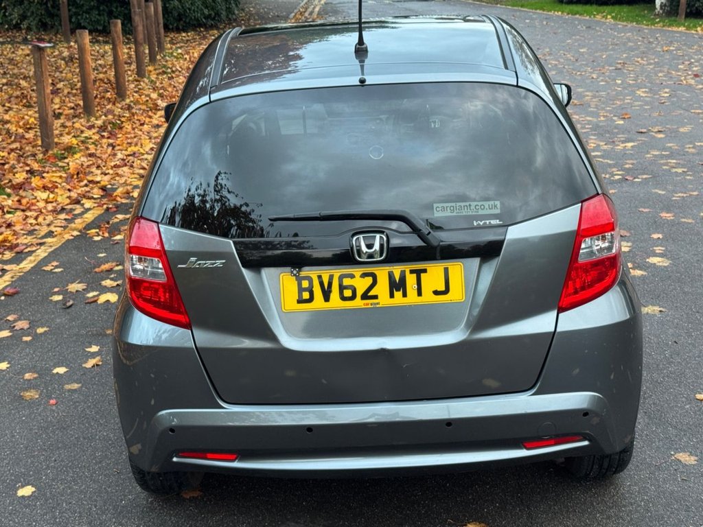 Used Honda Jazz 2012 for sale - 76439234: Photo 7