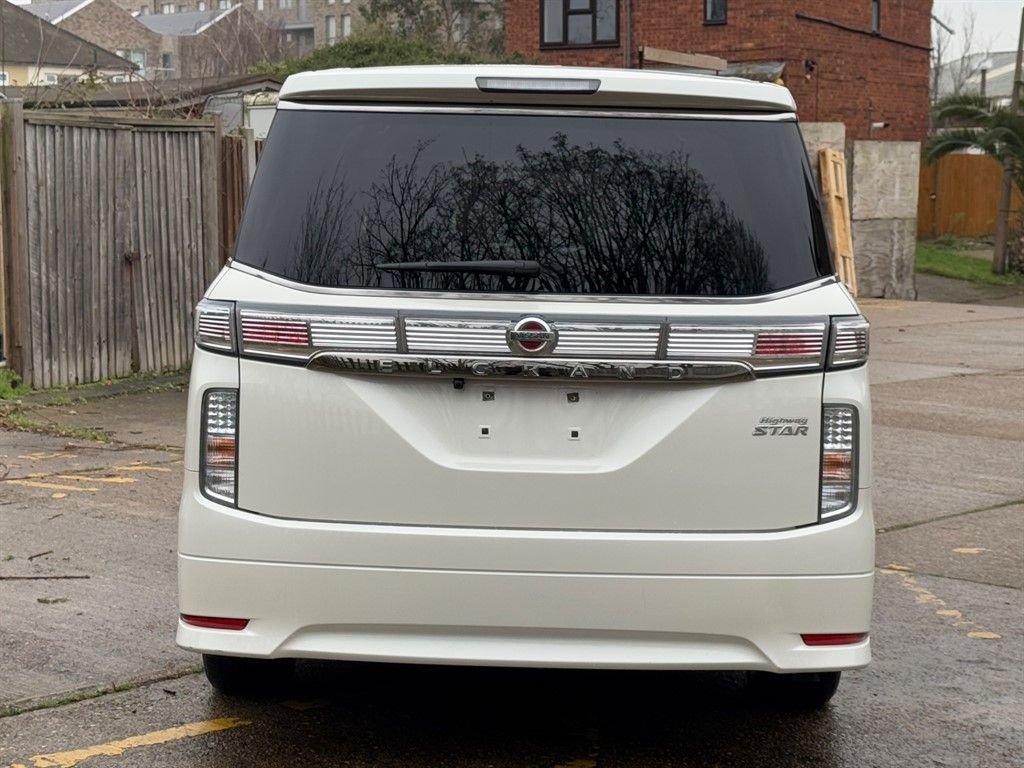 Used Nissan Elgrand 2025 for sale - 77557817: Photo 5
