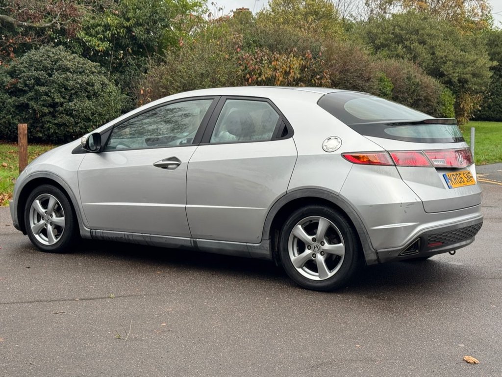 Used Honda Civic 2006 for sale - 76711368: Photo 5
