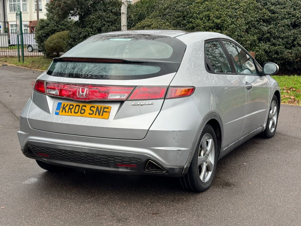 Used Honda Civic 2006 for sale - 76711368: Photo 7