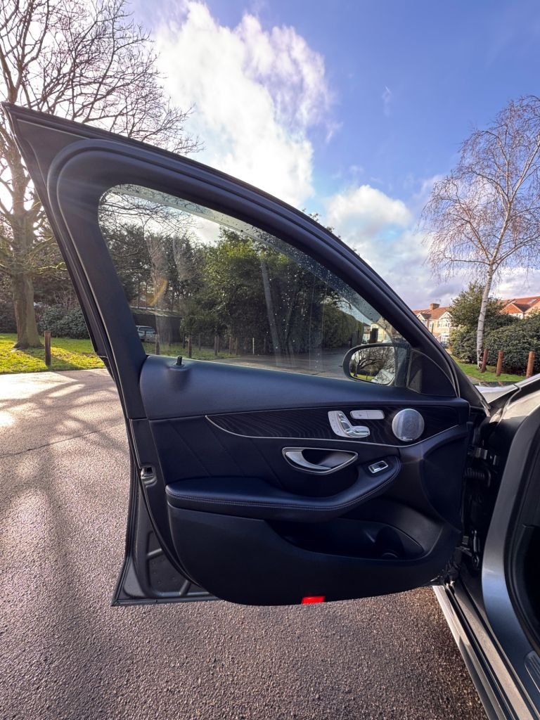 Used Mercedes-Benz C Class 2016 for sale - 77394400: Photo 16