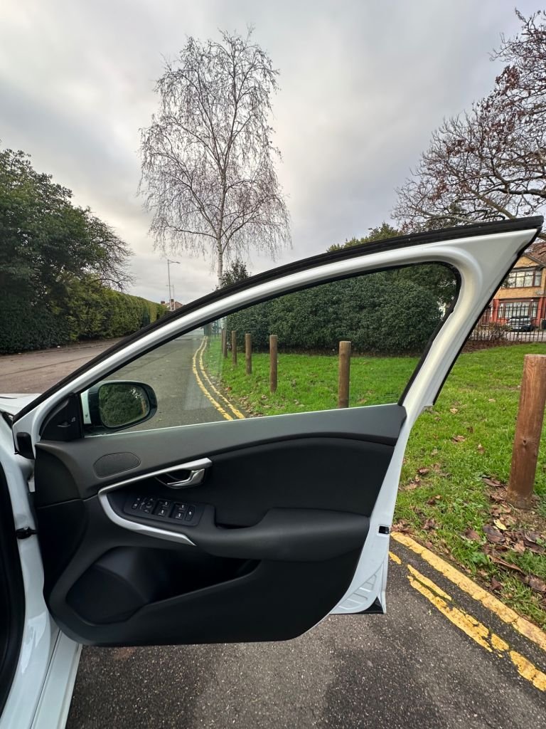 Used Volvo S40 2024 for sale - 76962665: Photo 11