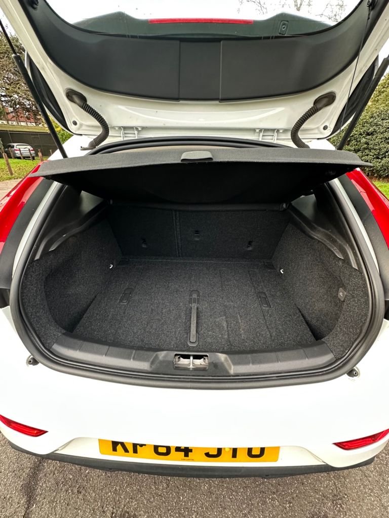 Used Volvo S40 2024 for sale - 76962665: Photo 19