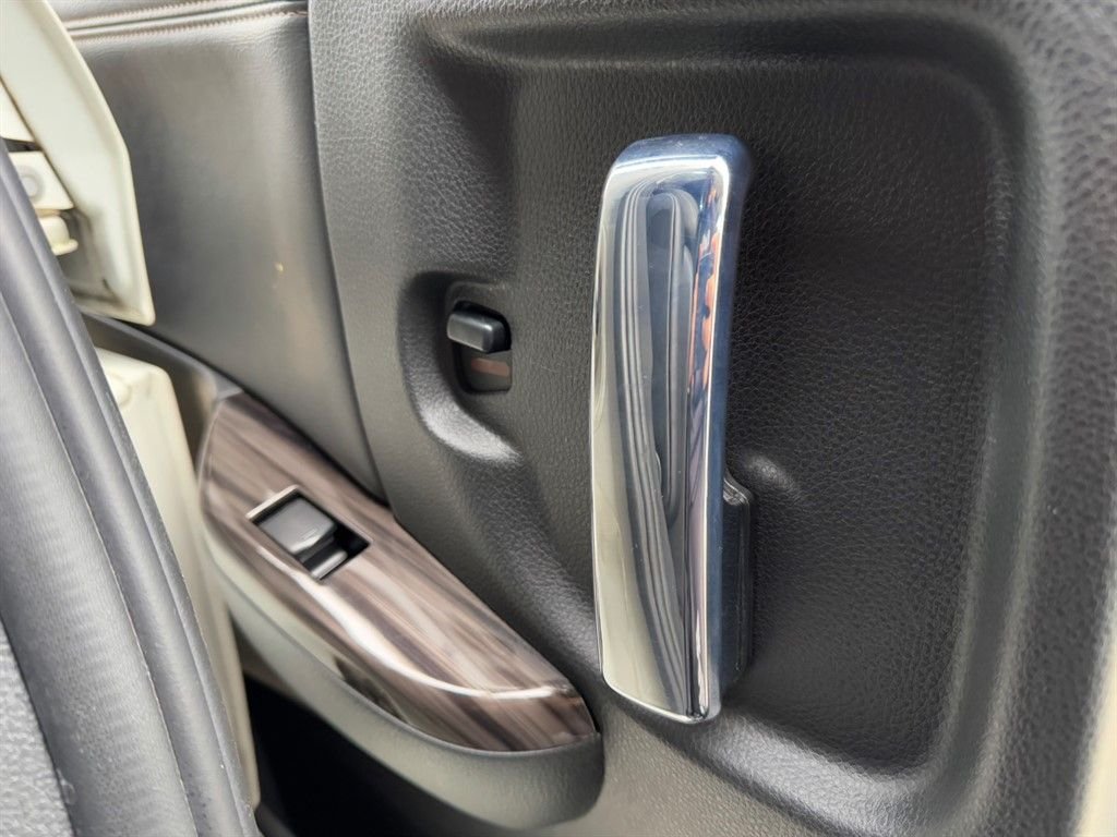 Used Nissan Elgrand 2025 for sale - 77547204: Photo 21