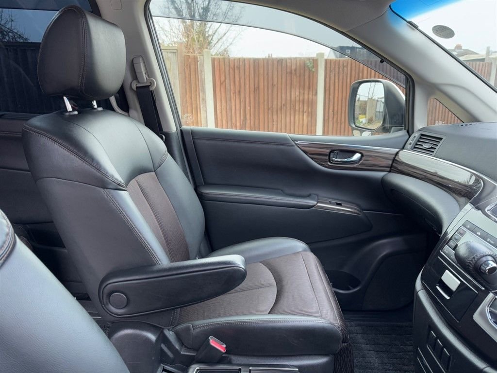 Used Nissan Elgrand 2025 for sale - 77547204: Photo 34