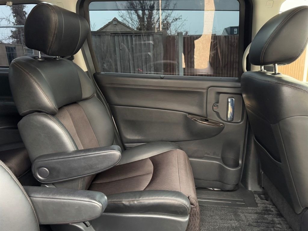 Used Nissan Elgrand 2025 for sale - 77547204: Photo 36