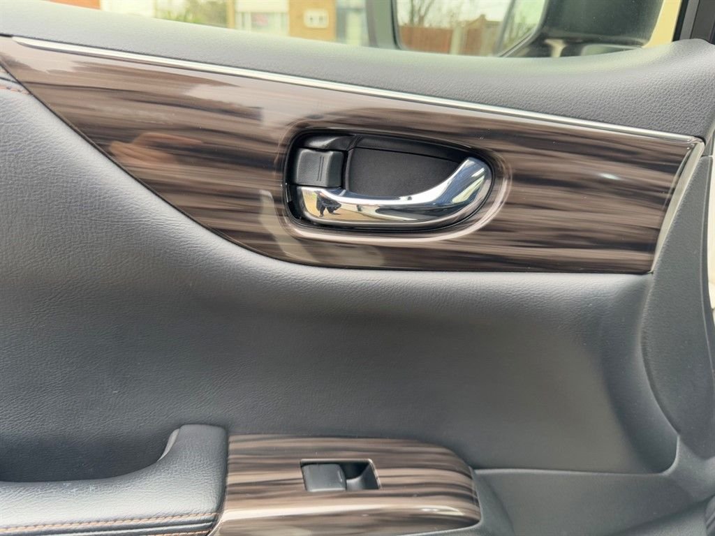 Used Nissan Elgrand 2025 for sale - 77547204: Photo 38