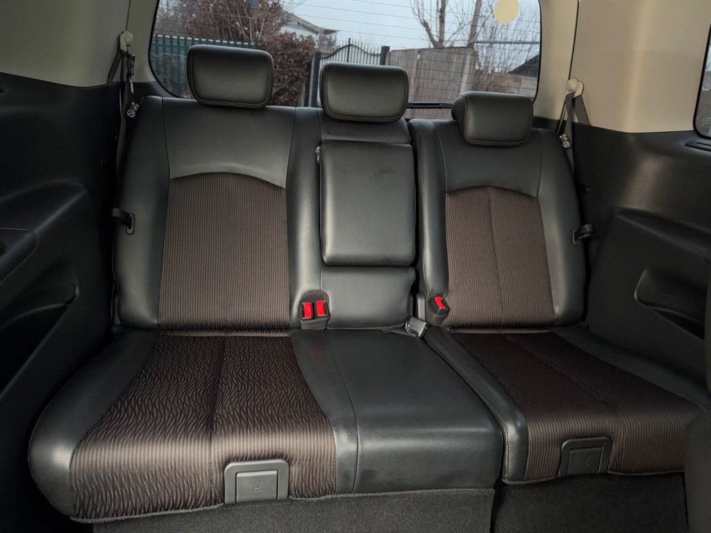 Used Nissan Elgrand 2025 for sale - 77547204: Photo 41