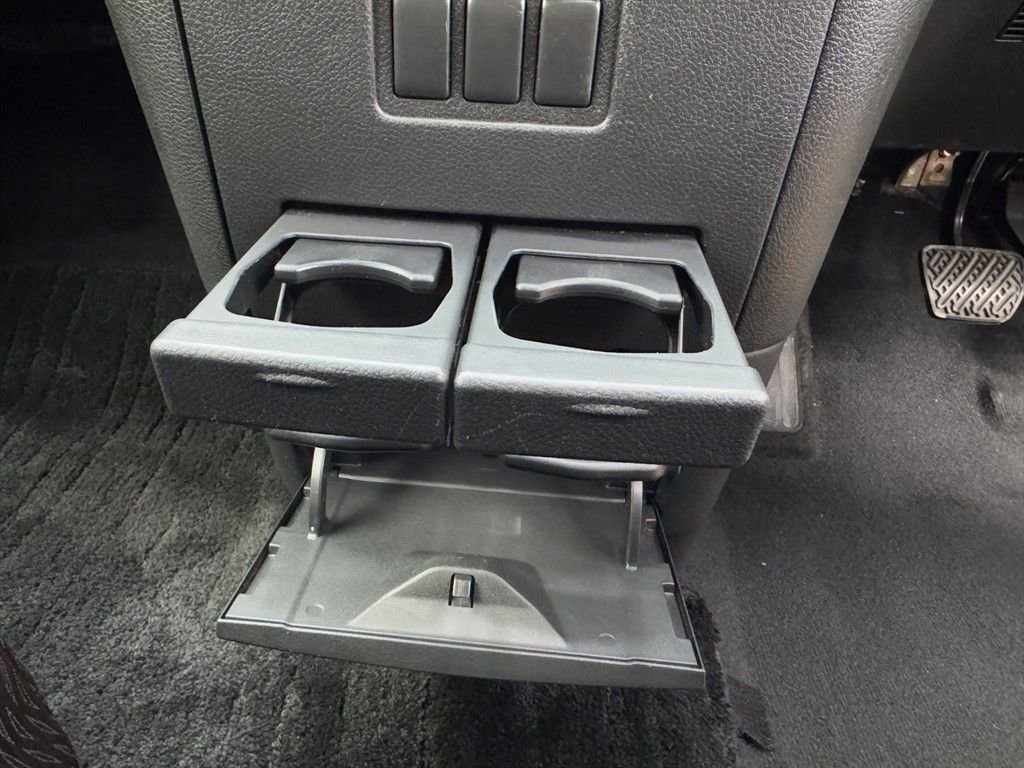 Used Nissan Elgrand 2025 for sale - 77547204: Photo 46