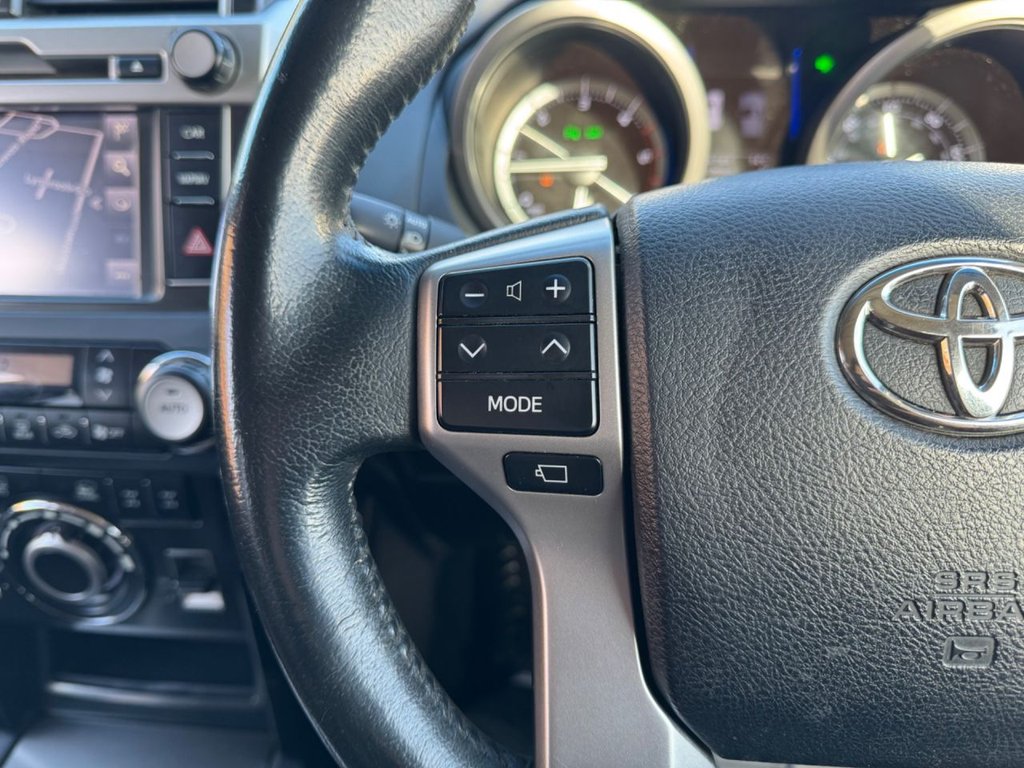 Used Toyota Land Cruiser 2016 for sale - 76711366: Photo 37