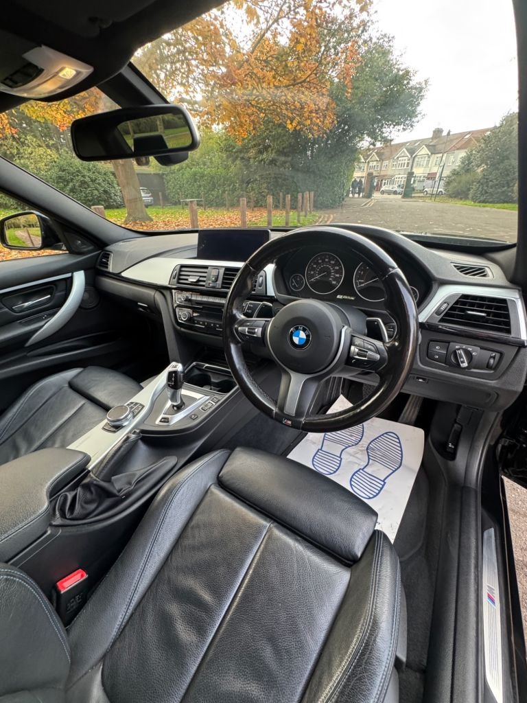Used BMW 3 Series 2018 for sale - 76496494: Photo 12