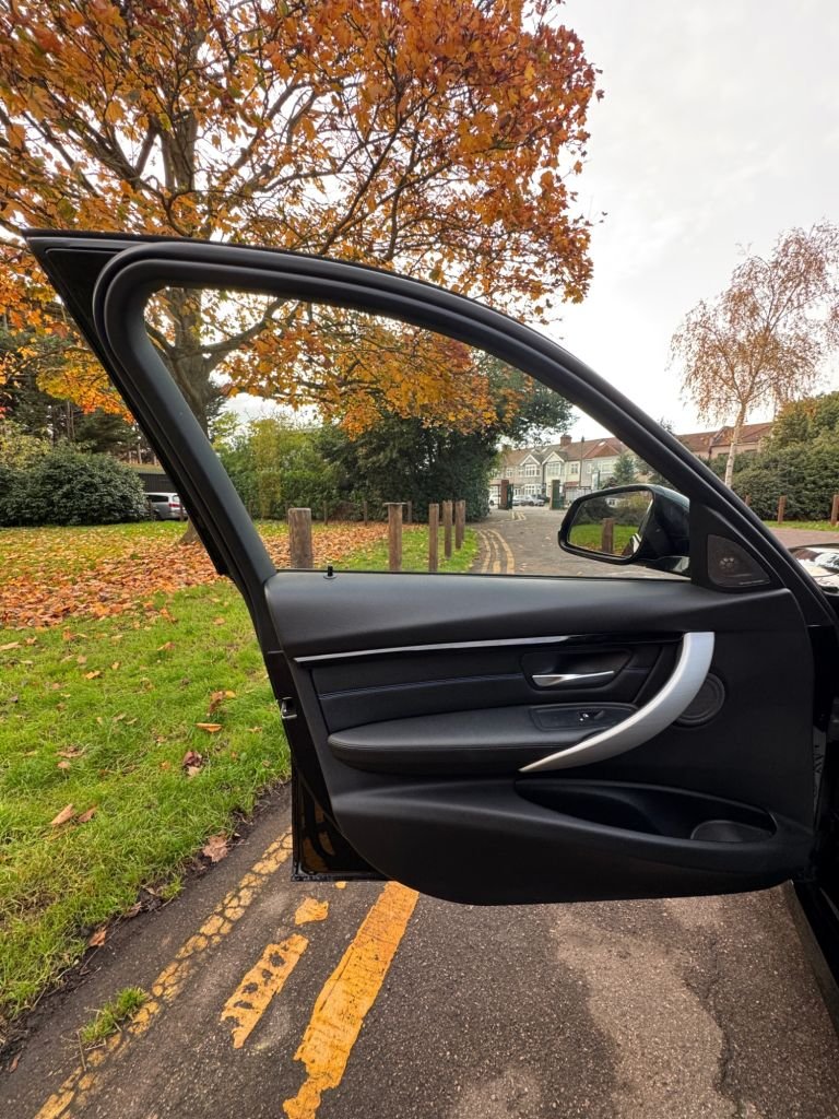 Used BMW 3 Series 2018 for sale - 76496494: Photo 16