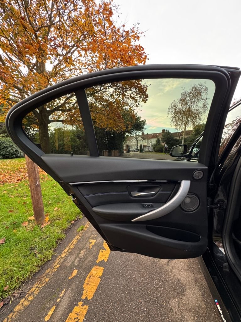 Used BMW 3 Series 2018 for sale - 76496494: Photo 18