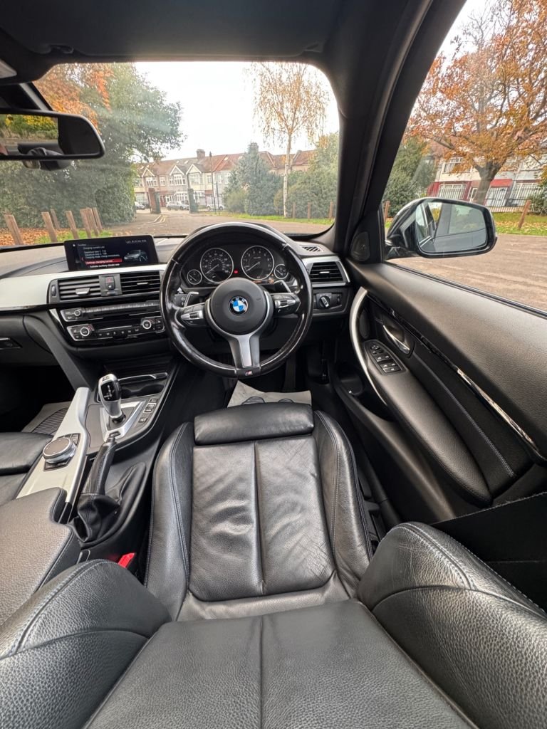 Used BMW 3 Series 2018 for sale - 76496494: Photo 35