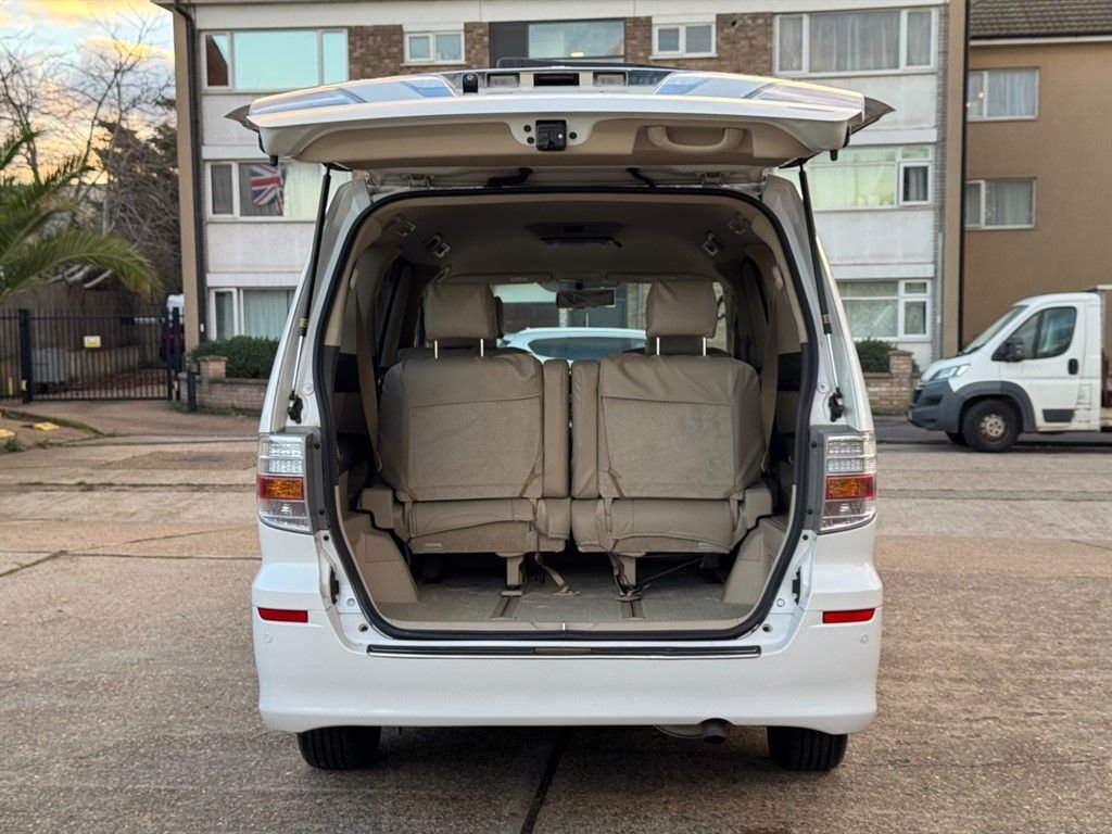 Used Toyota Alphard 2023 for sale - 77547278: Photo 10