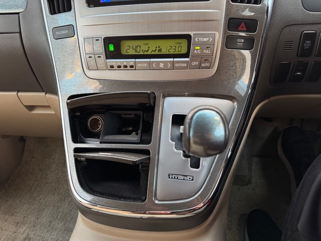 Used Toyota Alphard 2023 for sale - 77547278: Photo 39