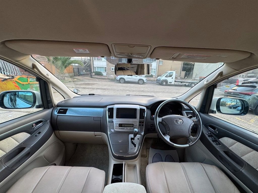 Used Toyota Alphard 2023 for sale - 77547278: Photo 46