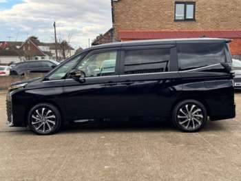 Used Toyota Voxy 2025 for sale - 74963926: Photo