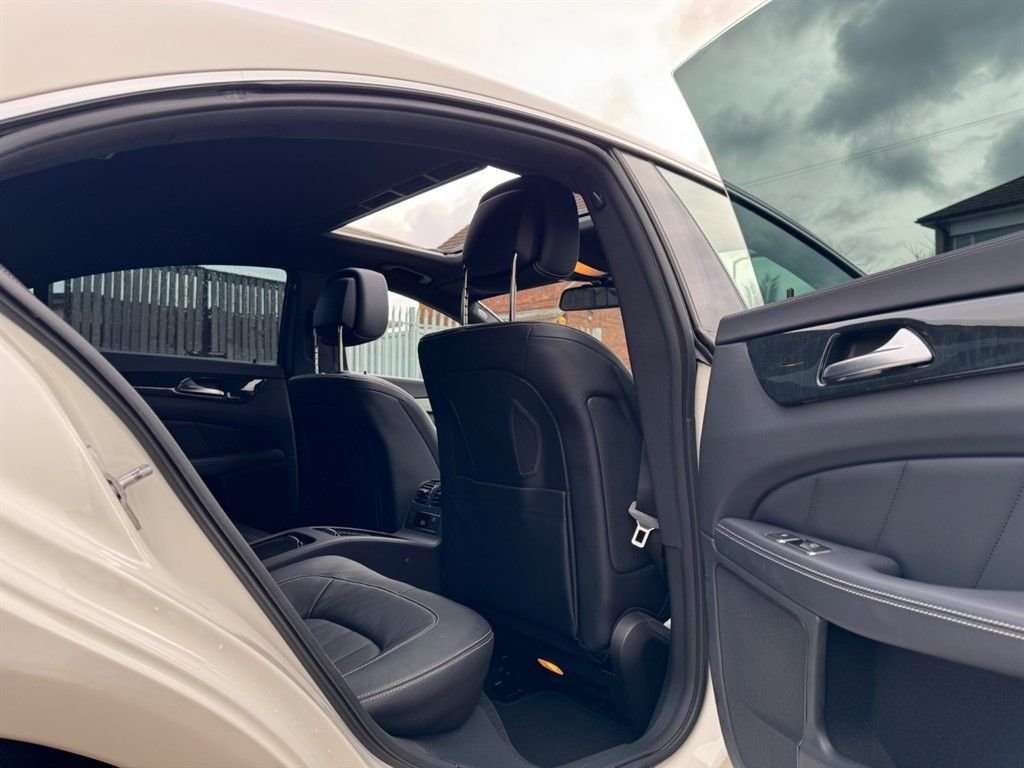 Used Mercedes-Benz CLS 2012 for sale - 77642727: Photo 19