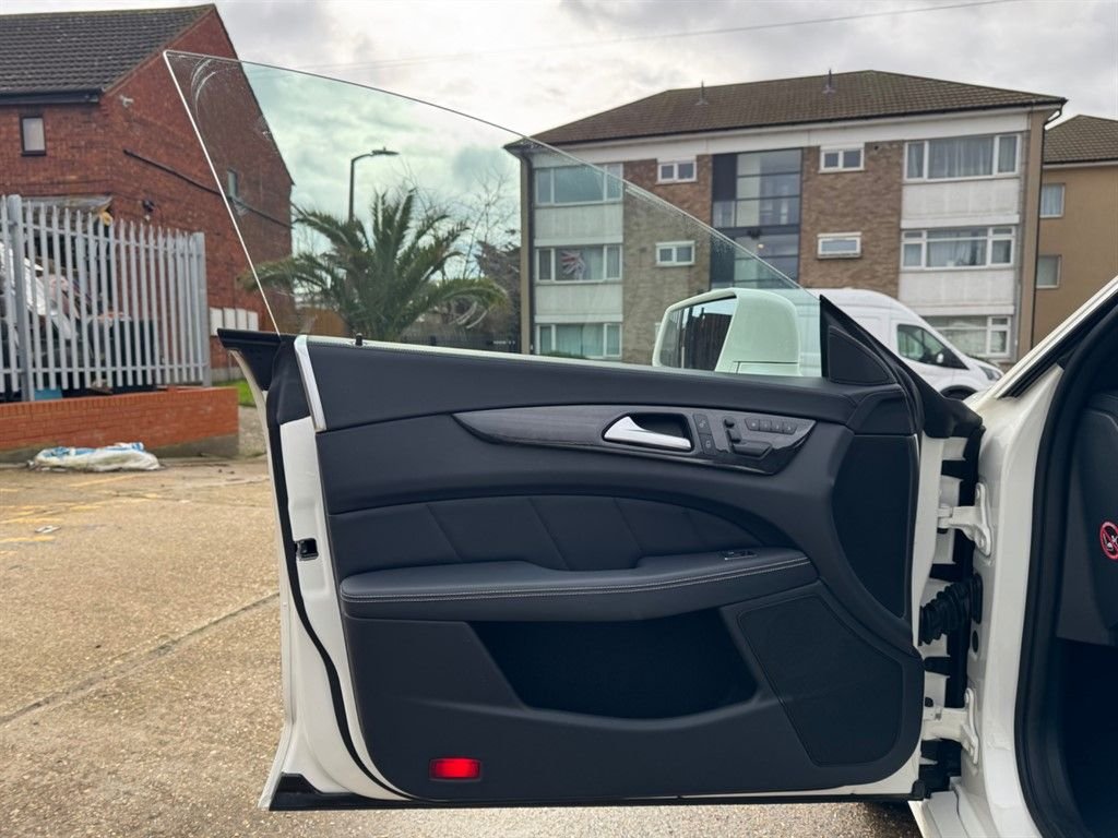 Used Mercedes-Benz CLS 2012 for sale - 77642727: Photo 24