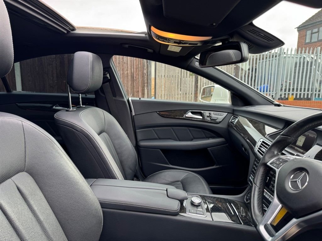 Used Mercedes-Benz CLS 2012 for sale - 77642727: Photo 26