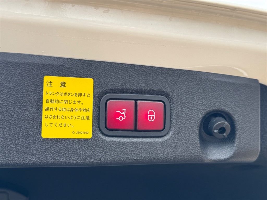 Used Mercedes-Benz CLS 2012 for sale - 77642727: Photo 36