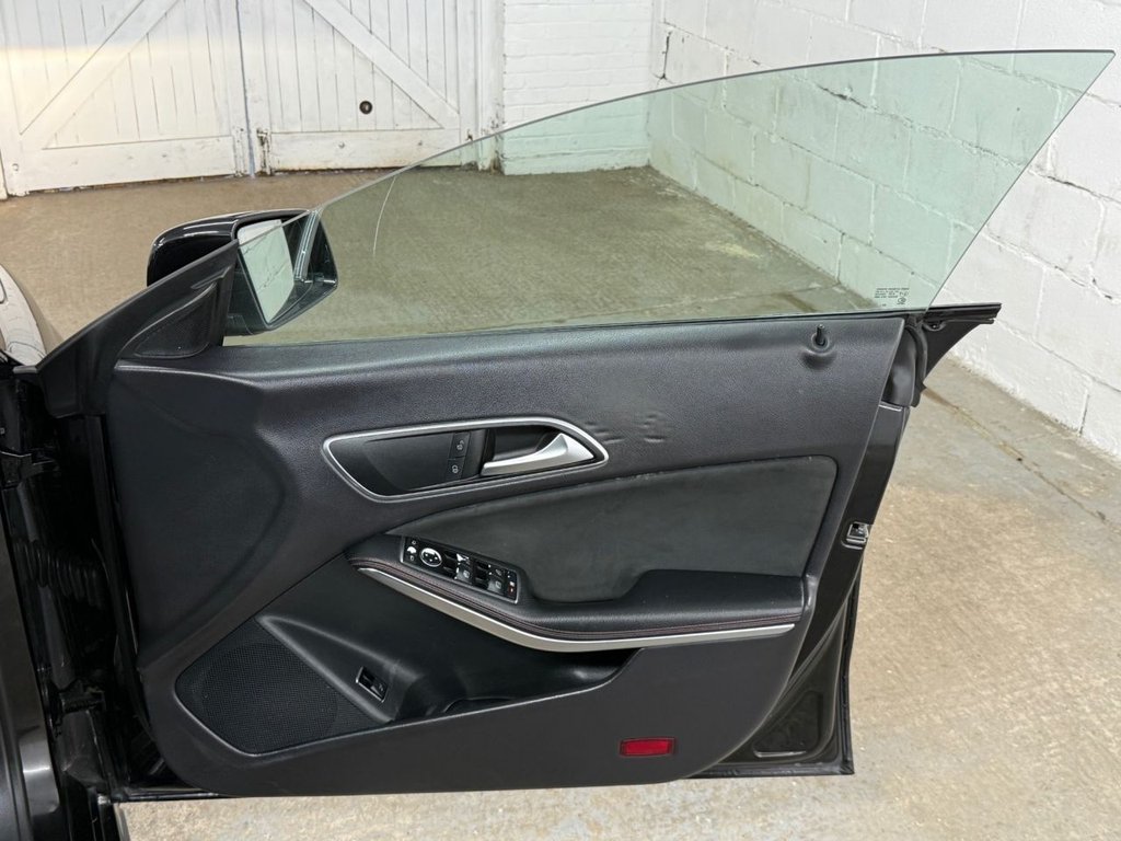 Used Mercedes-Benz CLA 2015 for sale - 76105958: Photo 19