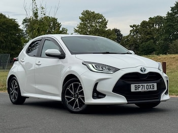 Used Toyota Yaris 2022 for sale - 79032340: Photo