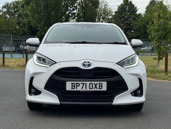 Used Toyota Yaris 2022 for sale - 79032340: Photo