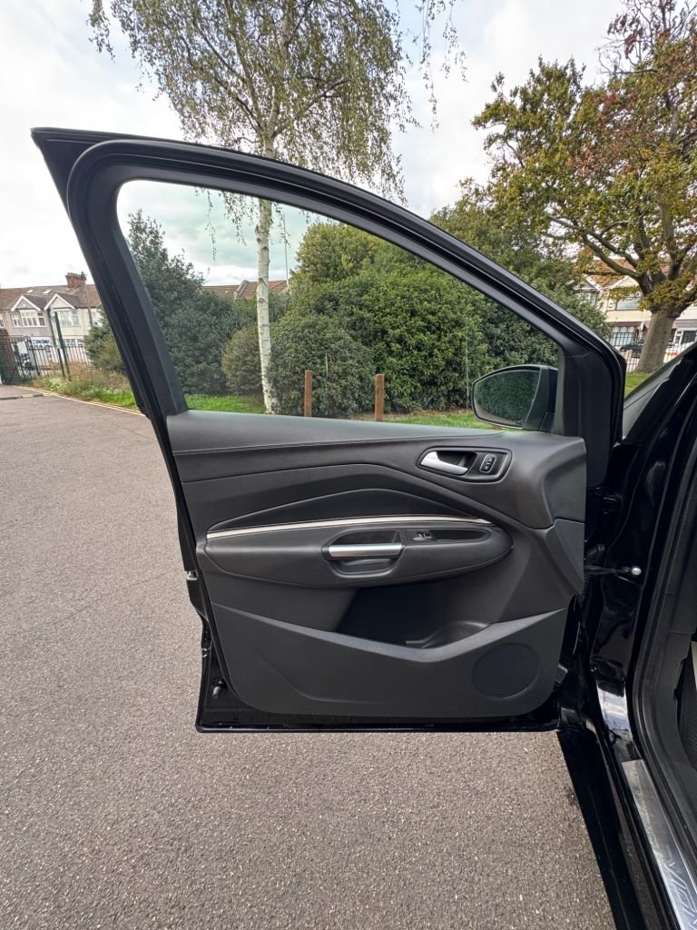 Used Ford Kuga 2018 for sale - 76202956: Photo 16