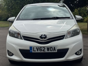 Used Toyota Yaris 2012 for sale - 75336128: Photo