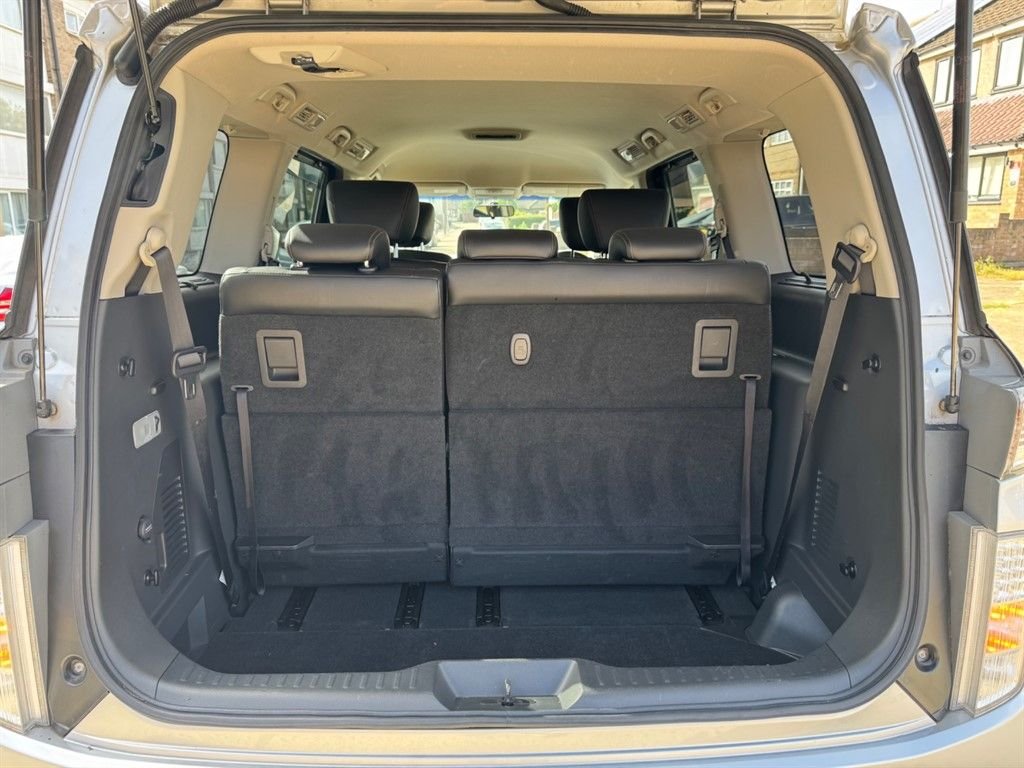 Used Nissan Elgrand 2025 for sale - 77483490: Photo 16