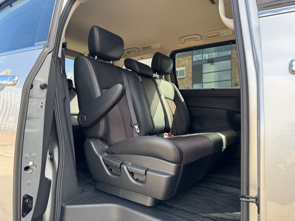 Used Nissan Elgrand 2025 for sale - 77483490: Photo 24