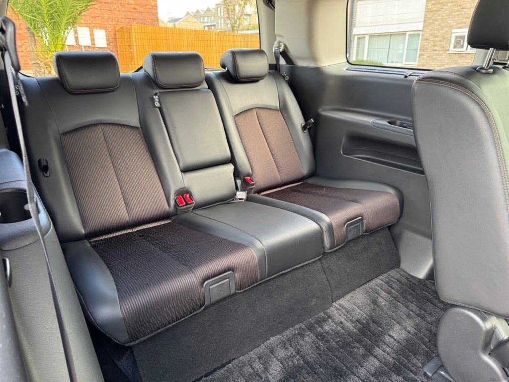 Used Nissan Elgrand 2025 for sale - 77483490: Photo 41