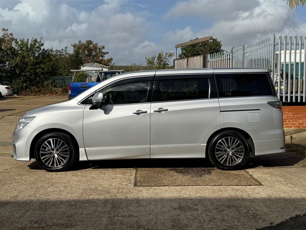 Used Nissan Elgrand 2025 for sale - 77483490: Photo 8