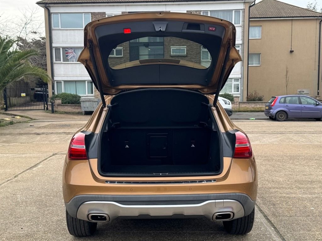 Used Mercedes-Benz GLA 2016 for sale - 77642564: Photo 41