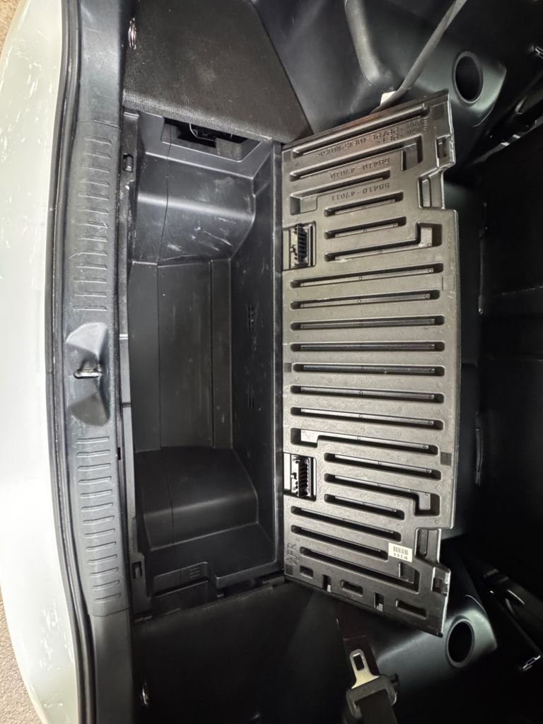 Used Toyota Prius+ 2022 for sale - 76313209: Photo 25