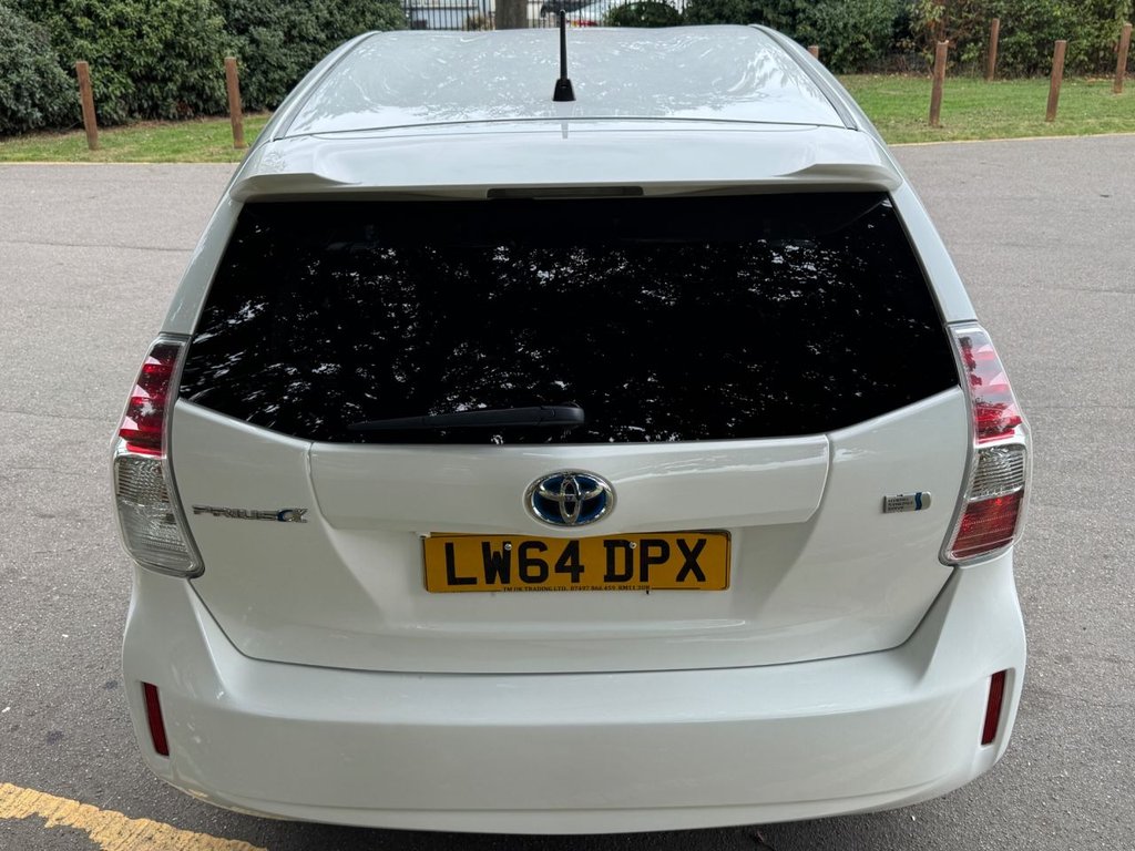 Used Toyota Prius+ 2022 for sale - 76313209: Photo 7