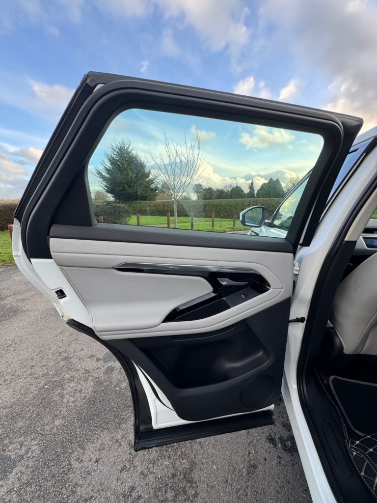 Used Land Rover Range Rover Evoque 2019 for sale - 77227189: Photo 18