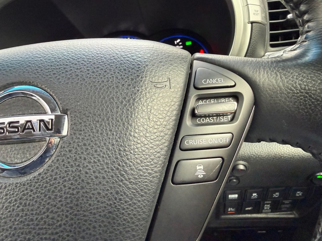 Used Nissan Elgrand 2013 for sale - 76962526: Photo 12