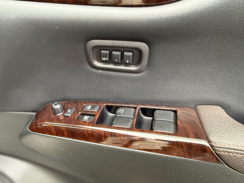 Used Nissan Elgrand 2013 for sale - 76962526: Photo 19