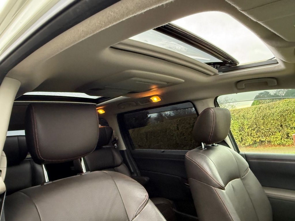 Used Nissan Elgrand 2013 for sale - 76962526: Photo 20