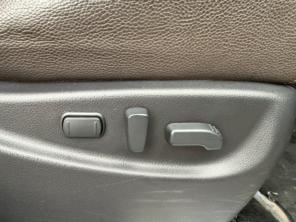 Used Nissan Elgrand 2013 for sale - 76962526: Photo 22