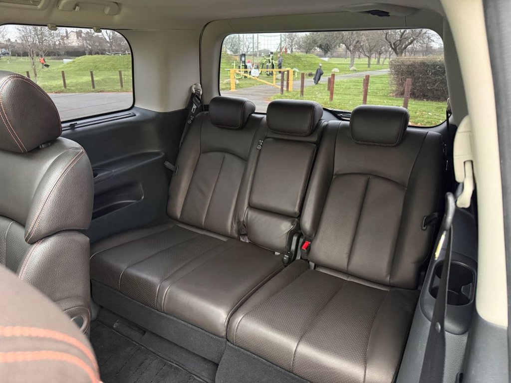 Used Nissan Elgrand 2013 for sale - 76962526: Photo 28