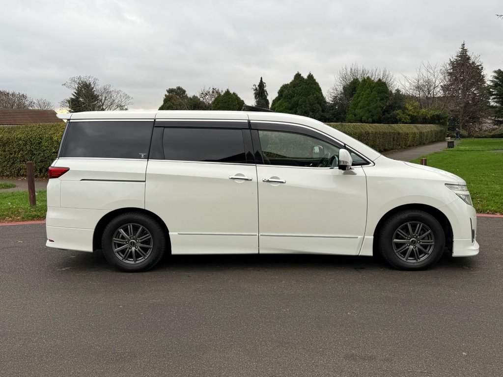 Used Nissan Elgrand 2013 for sale - 76962526: Photo 8