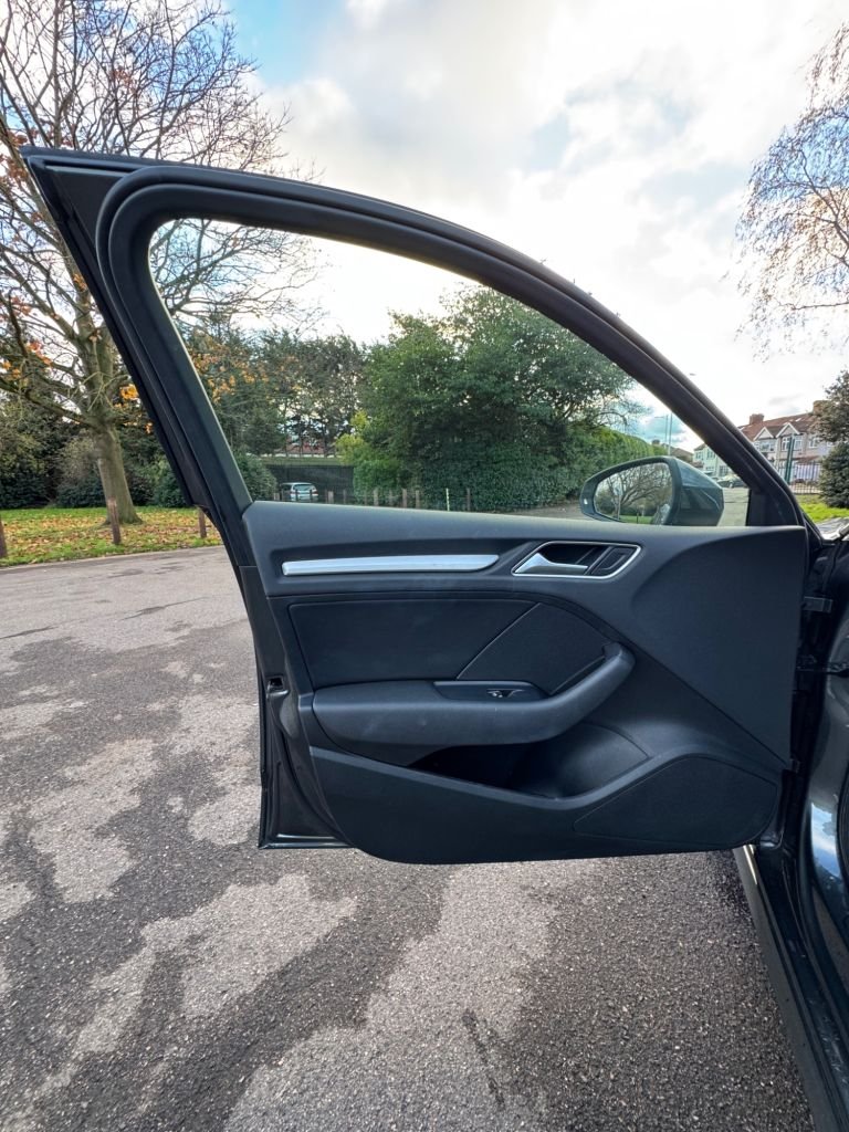 Used Audi A3 2013 for sale - 76632582: Photo 16